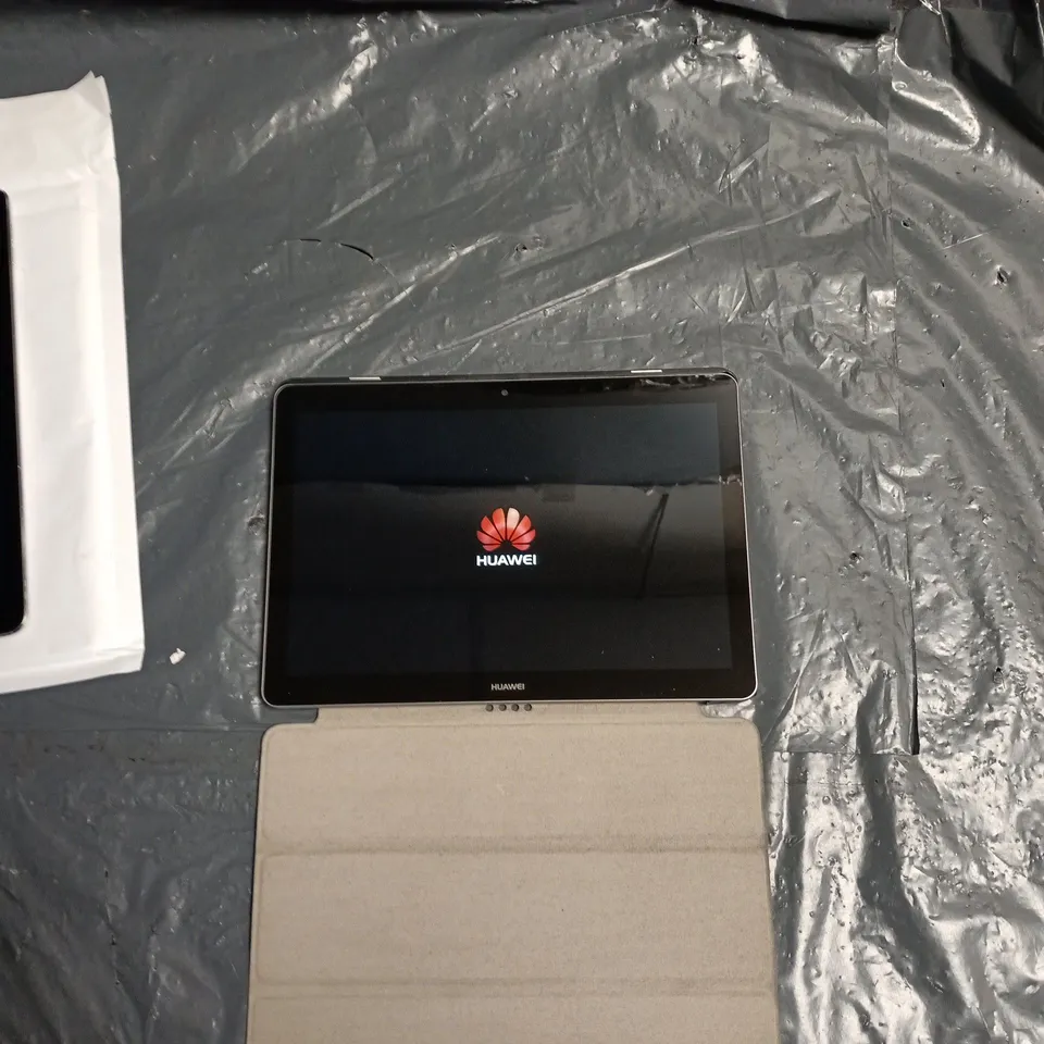 HUAWEI TABLET WITH CASE