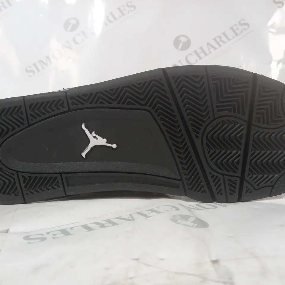 PAIR OF NIKE AIR JORDAN SHOES IN BLACK UK SIZE 11