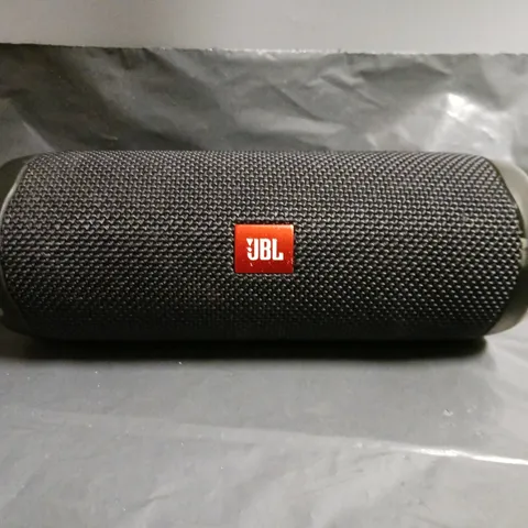 BOXED JBL FLIP 5 BLUETOOTH SPEAKER