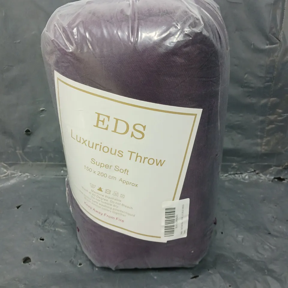 EDS LUXURIOUS SUPER SOFT THROW - 150 X 200CM