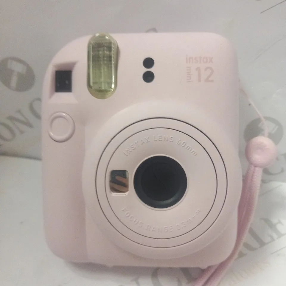 BOXED FUJIFILM INSTAX MINI 12 INSTANT CAMERA