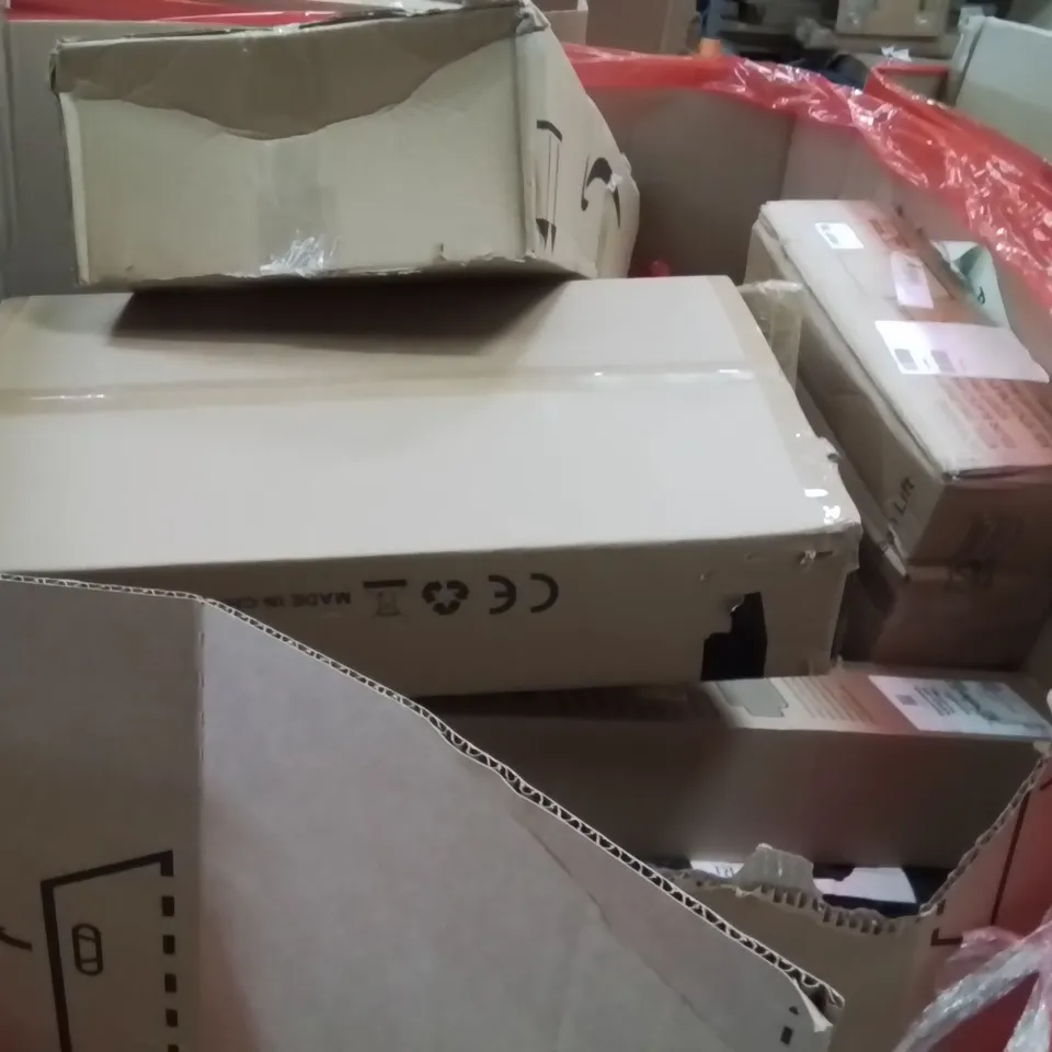 PALLET OF ASSORTED HOUSEHOLD GOODS AND PRODUCTS TO INCLUDE;SUITCASE,RESISTANCE BANDS,DARTBOARD LIGHTING SYSTEM