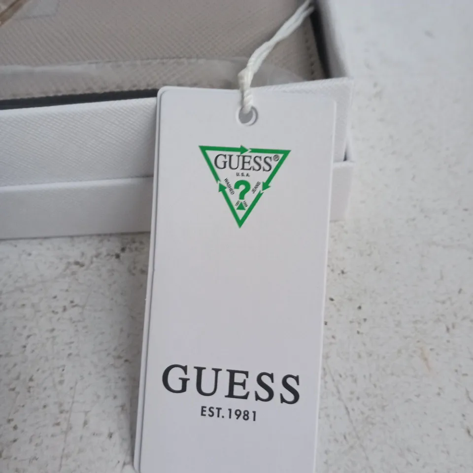 GUESS LAUREL II SLG PURSE – TAUPE LEATHER