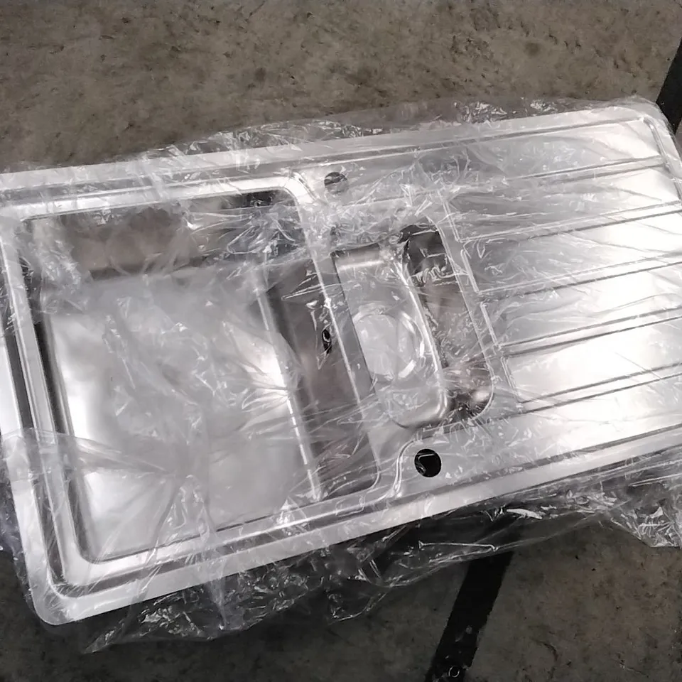 METAL KITCHEN SINK WITH DRYING RACK