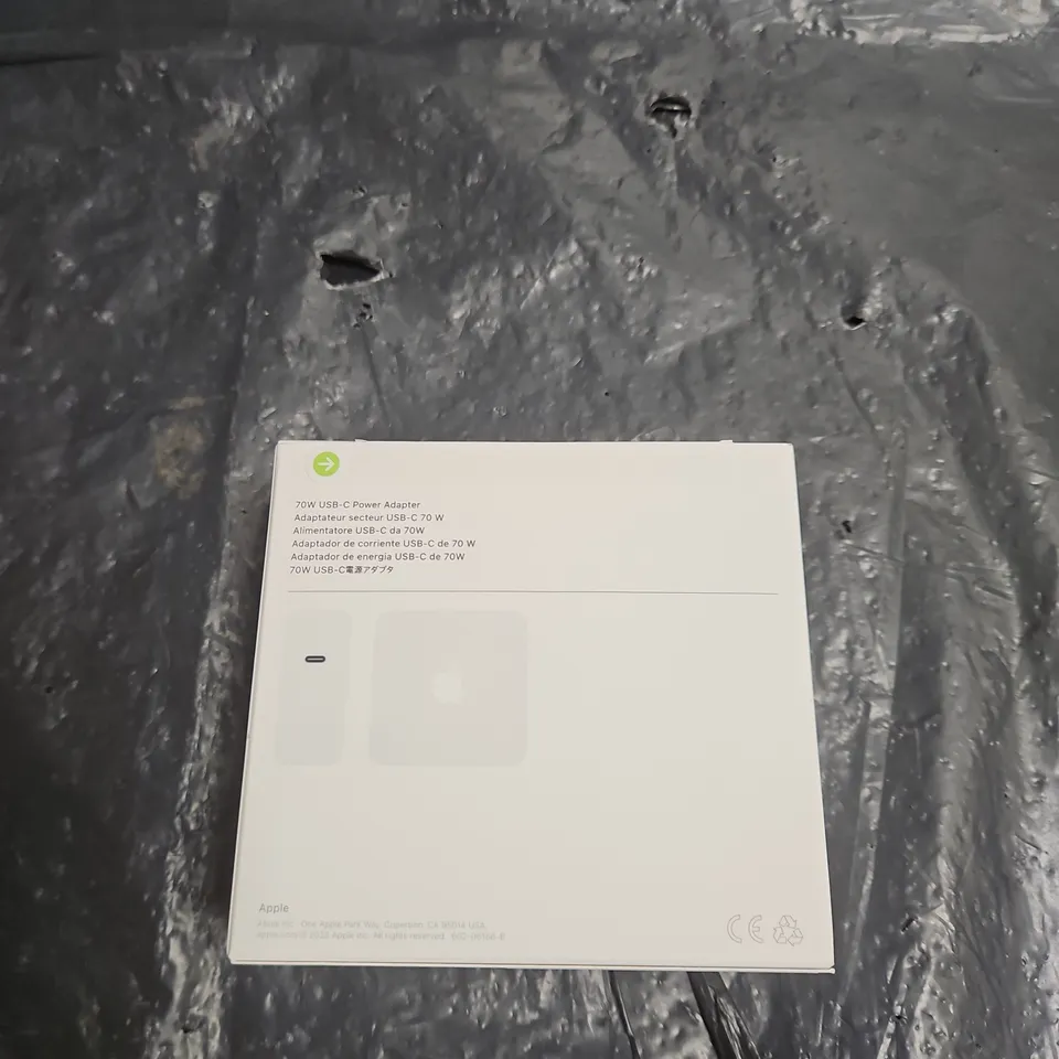 APPLE 70W USB-C POWER ADAPTER – BOXED