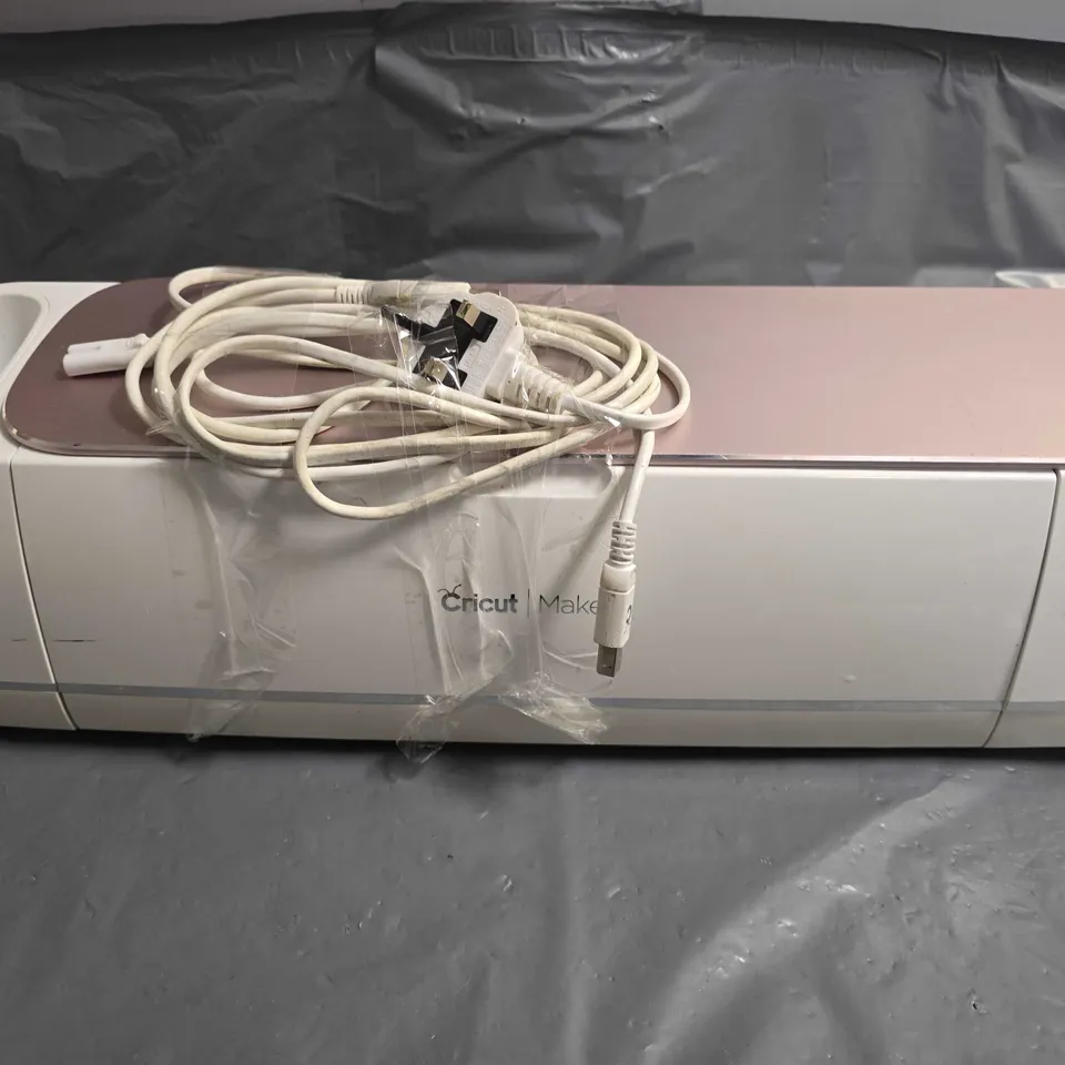 UNBOXED CRICUT MAKER