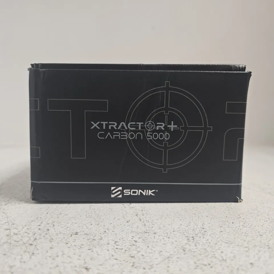 BOXED SONIK XTRACTOR+ CARBON 5000 SPINNING FISHING REEL