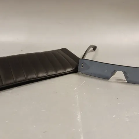 VICTORIA BECKHAM VB241S BLACK FRAMED SUNGLASSES