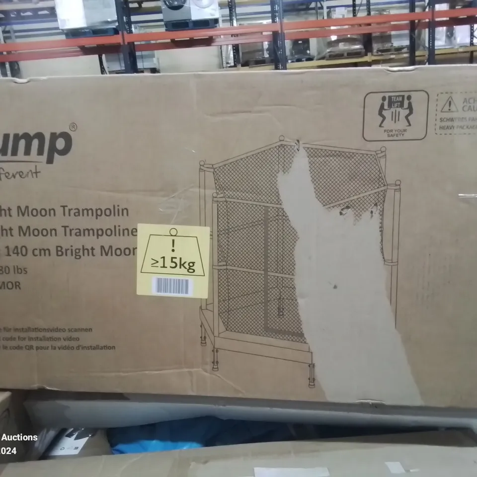 PALLET CONTAINING VARIOUS ASSORTED ITEMS TO INCLUDE: TRAMPOLINES, LED CEILING LIGHTS, TV STAND AND LOTS MORE UNMARKED BOXED ITEMS 