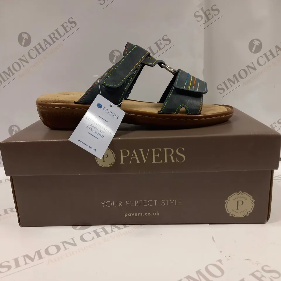 BOXED PAIR OF PAVERS WBINS35144 DENIM SANDALS UK SIZE 5 