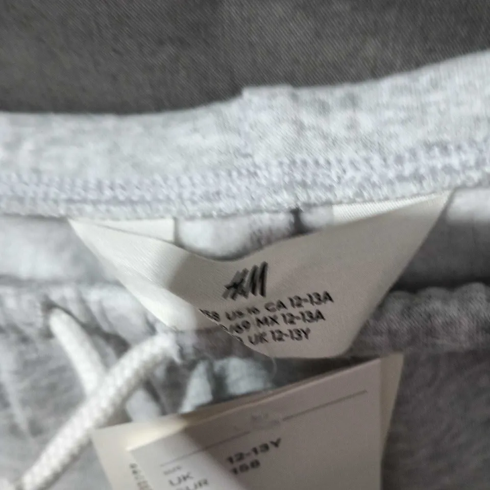 H&M GREY JOGGERS - UK 12-13Y (EUR 158)