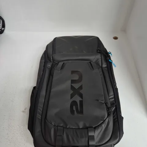 2XU TRANSITION BACKPACK – BLACK, ONE SIZE, TRIATHLON