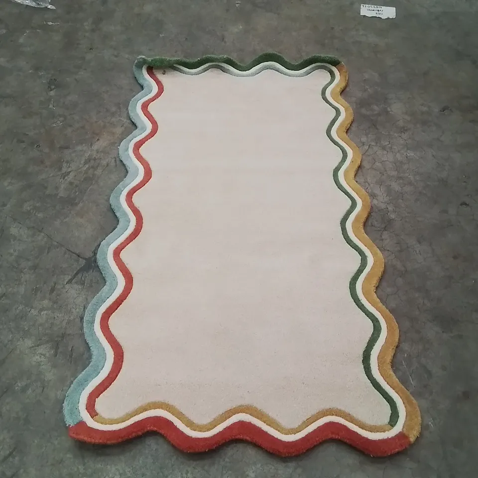 QUALITY DESIGNER AREA RUG - APPROXIMATELY 150X80CM