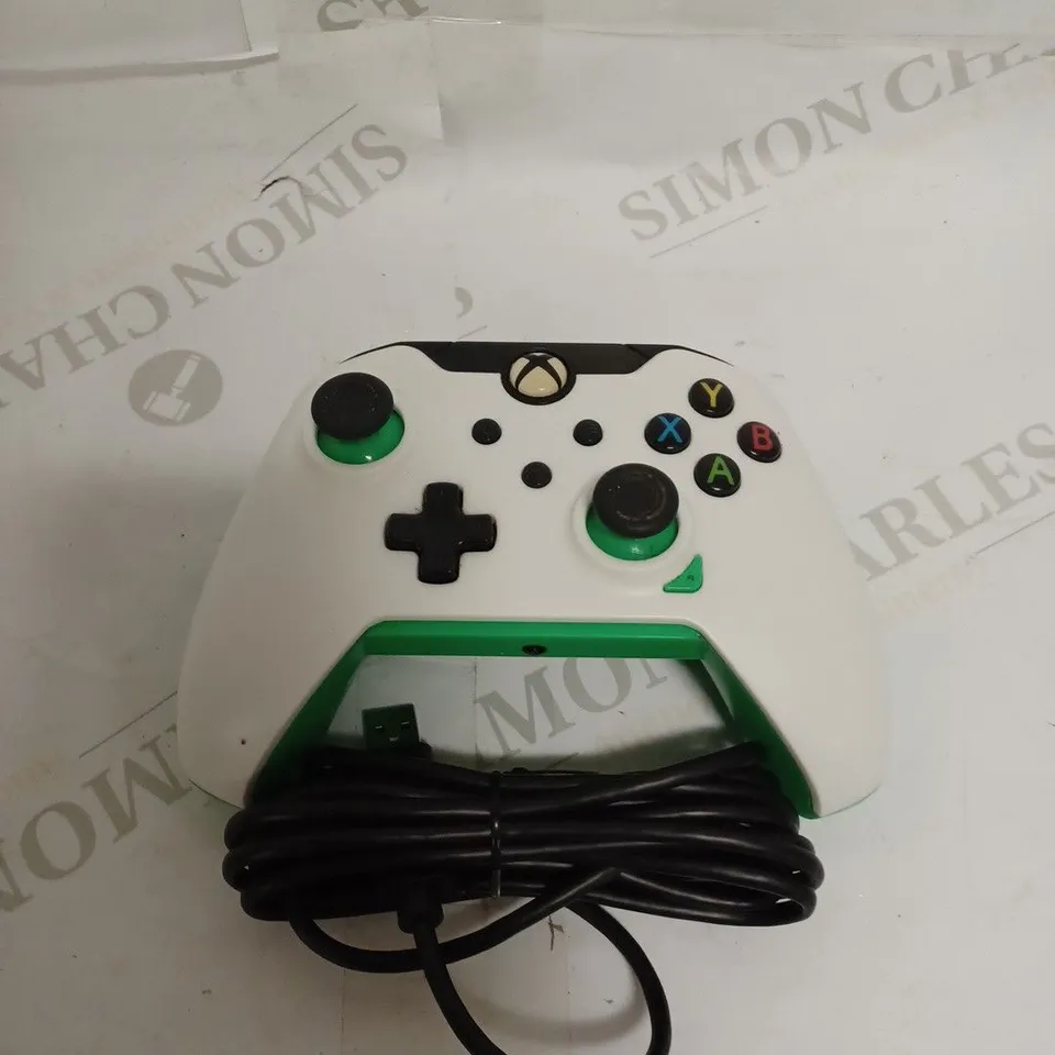PDP ION WHITE XBOX WIRED CONTROLLER