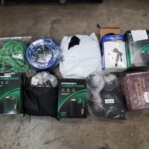 PALLET OF ASSORTED GARDEN HOSES
