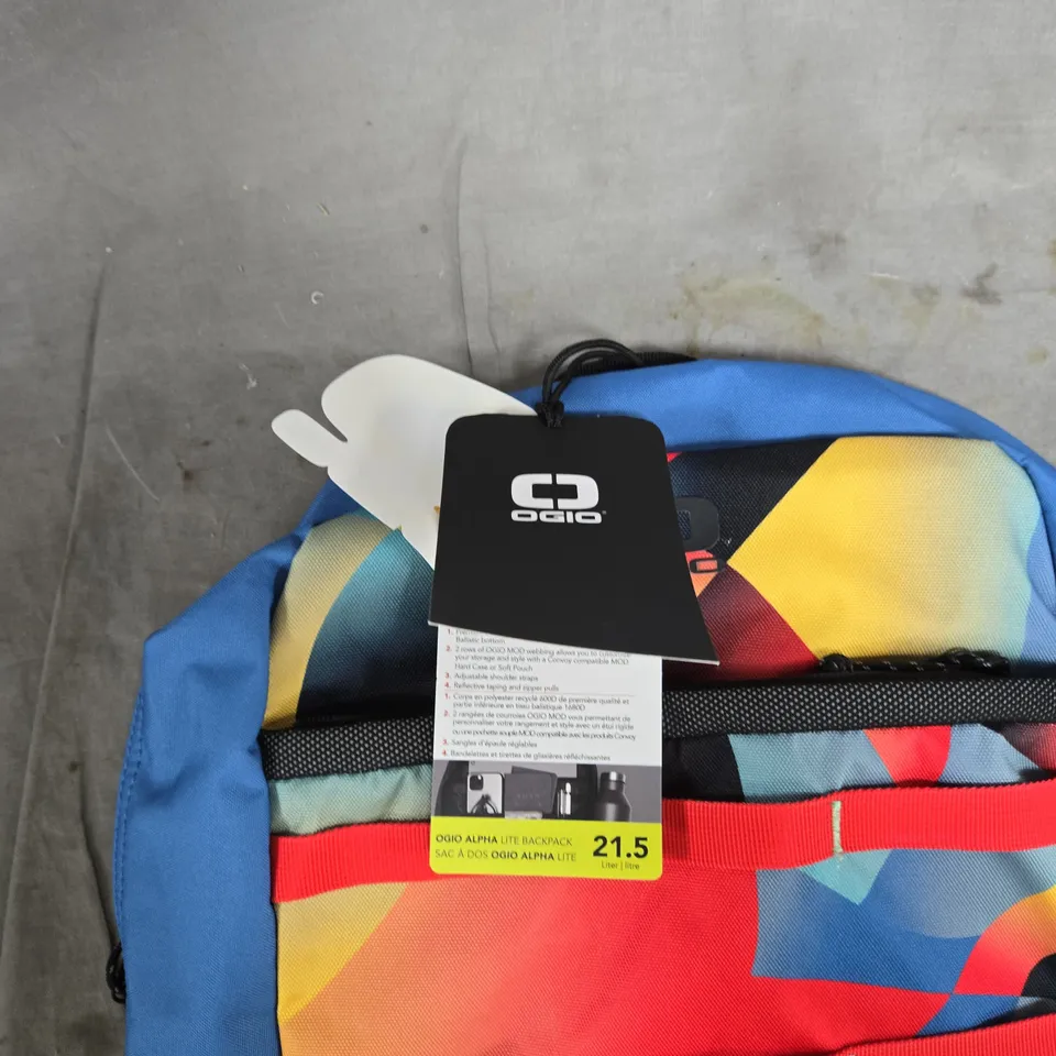 OGIO ALPHA LITE BACKPACK – MULTICOLOUR GEOMETRIC PATTERN
