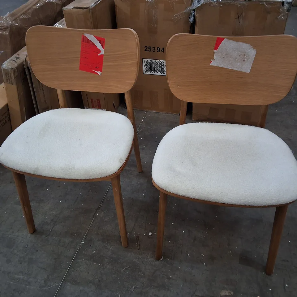 SWYFT SET OF 2 DINING CHAIR 02 - OAK/BOUCLE IVORY