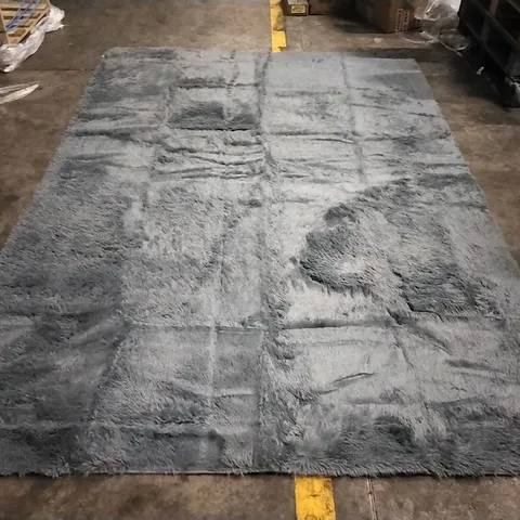 SOLID COLOUR MACHINE TUFTED SHAG AREA RUG APPROXIMATELY 290X200CM