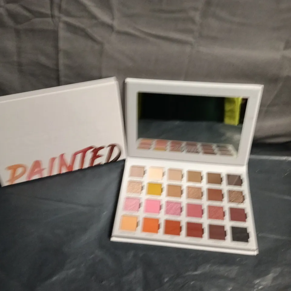 PAINTED BY JAMES CHARLES EYESHADOW PALETTE – 20 SHADES WITH BUILT-IN MIRROR