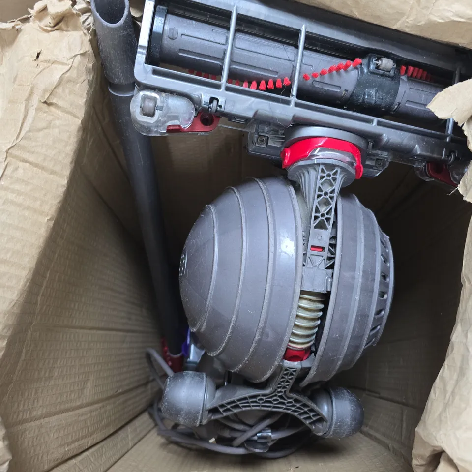 DYSON BALL VACUUM CLEANER - MODEL UNSPECIFIED