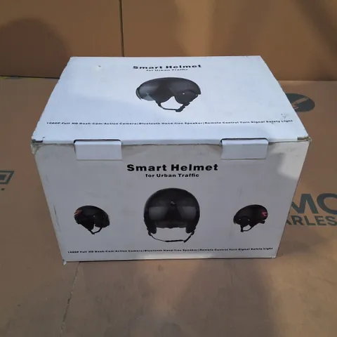 BOXED SMART HELMET FOR URBAN TRAFFIC