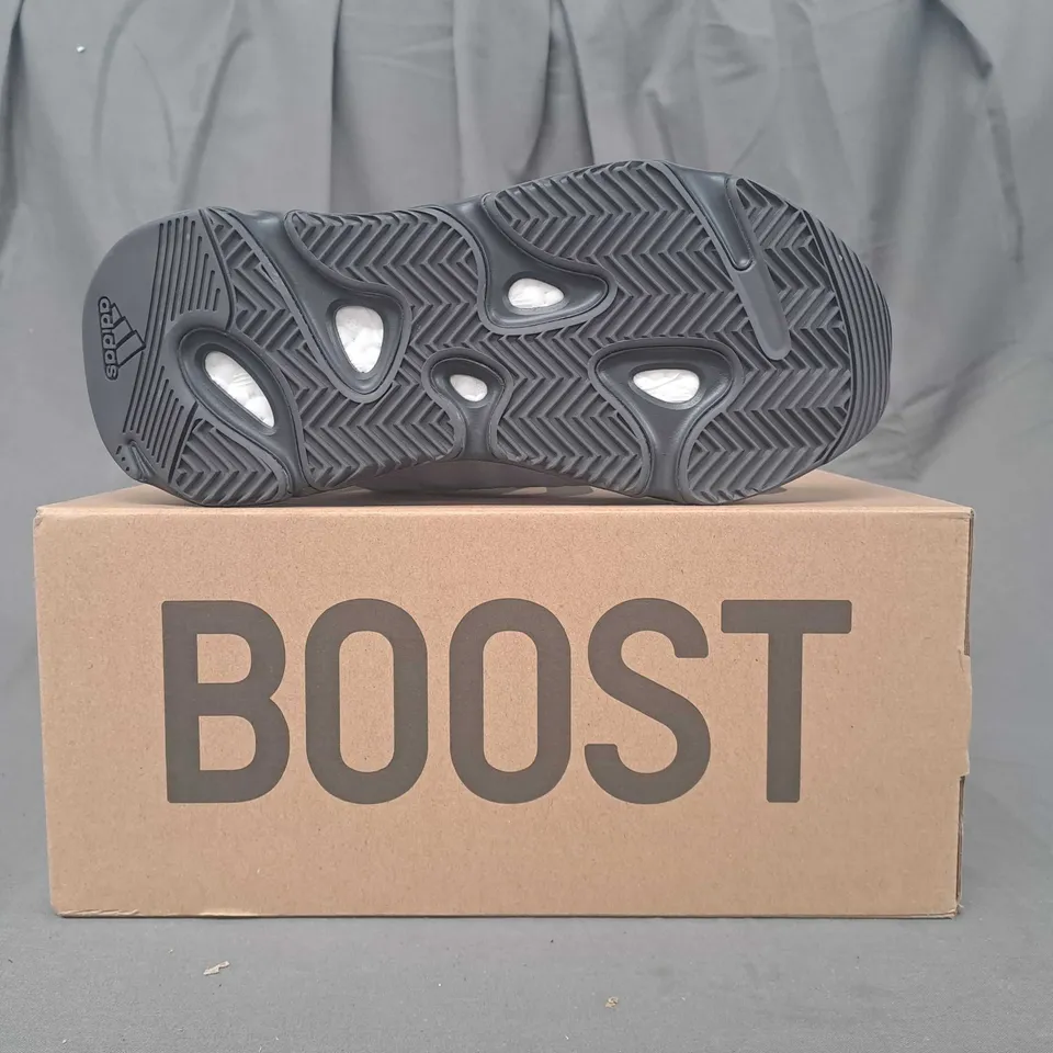 BOXED PAIR OF ADIDAS 700 MNVN SHOES IN SKY BLUE UK SIZE 6.5