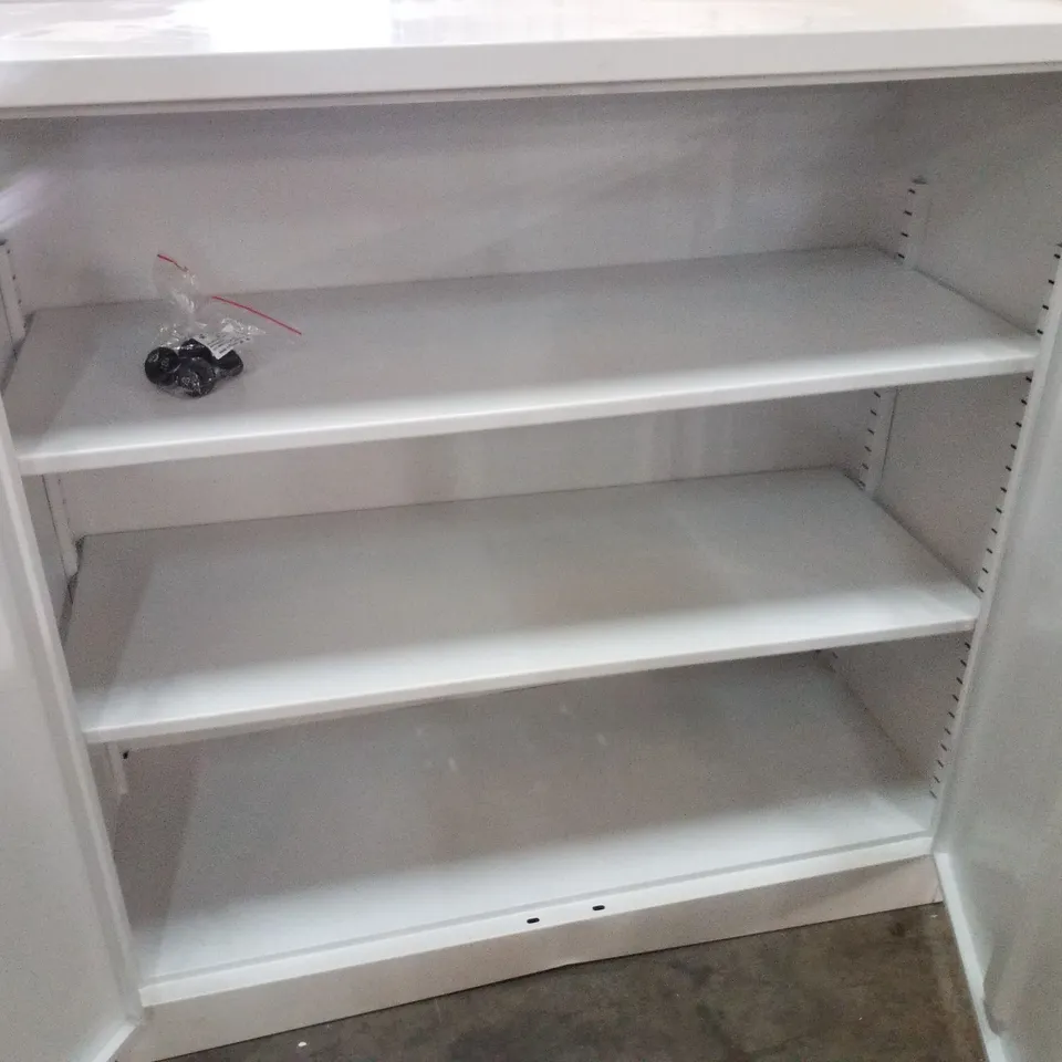 STORAGE CABINET WITH ELECTRONIC LOCK SAFE 1000X1000X400 MM, WHITE