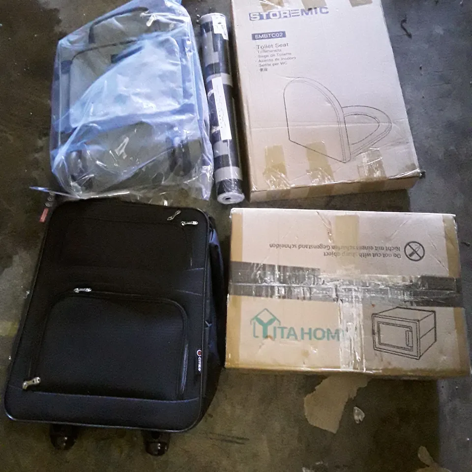 PALLET OF ASSORTED PRODUCTS TO INCLUDE; UNBRANDED SUITCASE WITH 2 WHEELS - TOILET SEAT - NAVY UNBRANDED WALLPAPER ECT