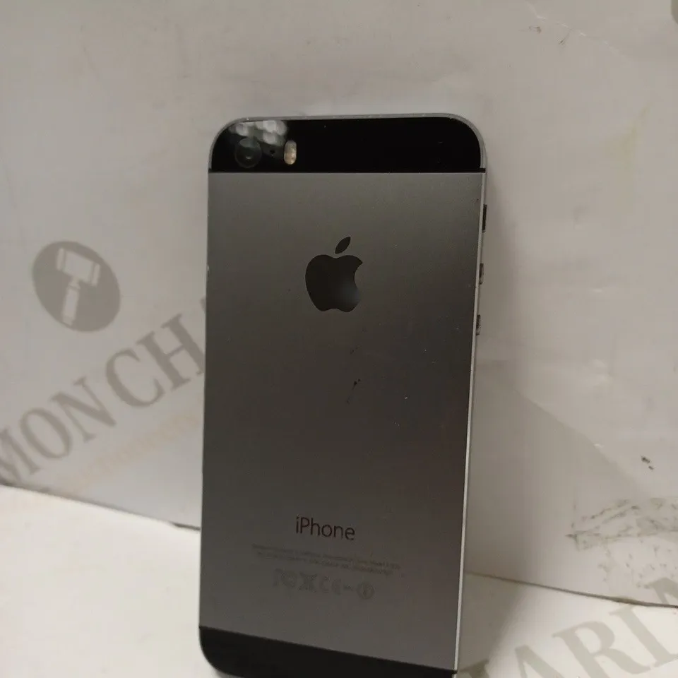 APPLE IPHONE 5S (A1530)