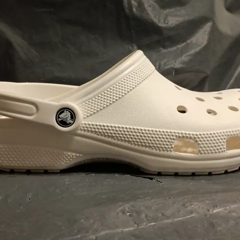 PAIR OF CROCS CLASSIC CLOGS IN WHITE SIZE UK M11/W12