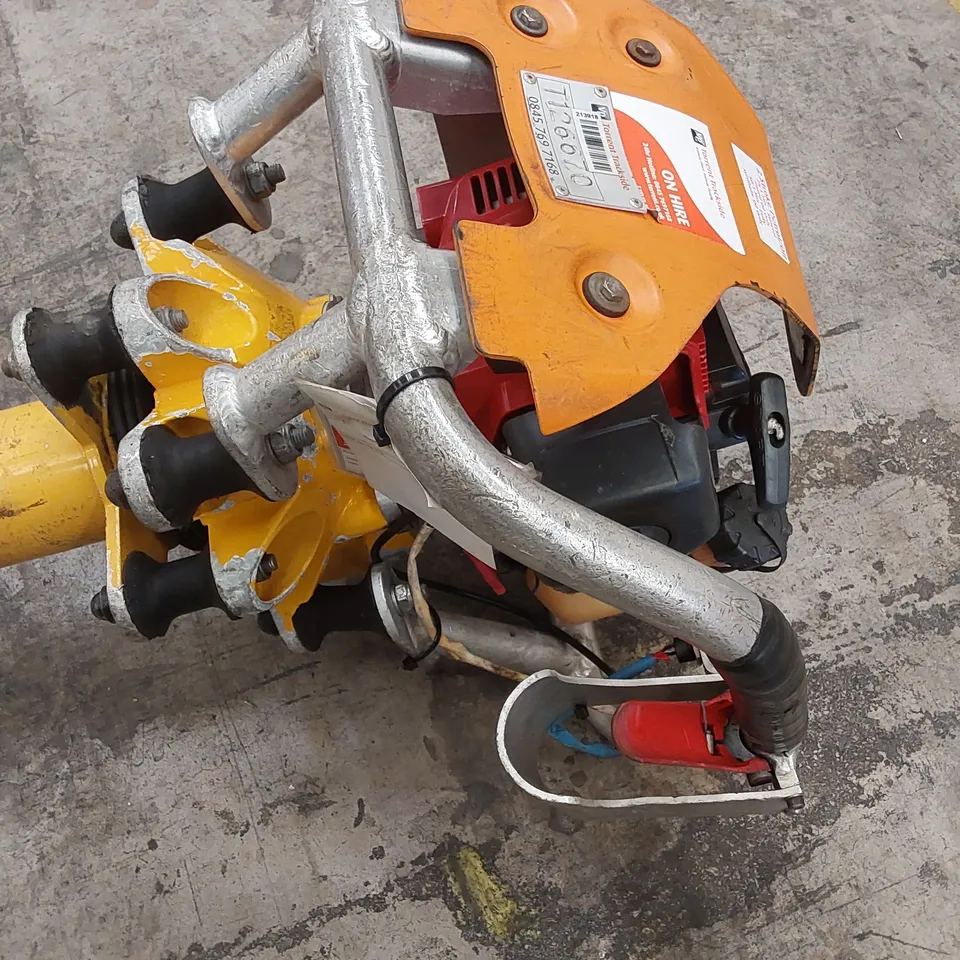 ROBEL 62.05 2 STROKE VERTICAL TAMPER - RAILWAY MAINTENANCE TOOL