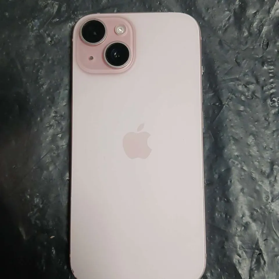 APPLE IPHONE 15 PRO - LOCKED TO OWNER