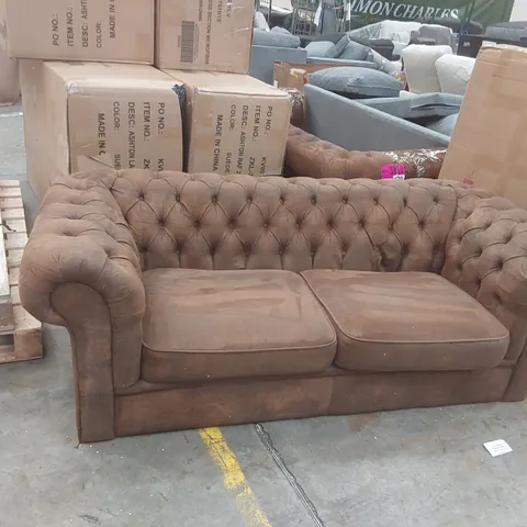 QUALITY DESIGNER UPHOLSTERED CHESTERFIELD SOFA - MISSING FEET