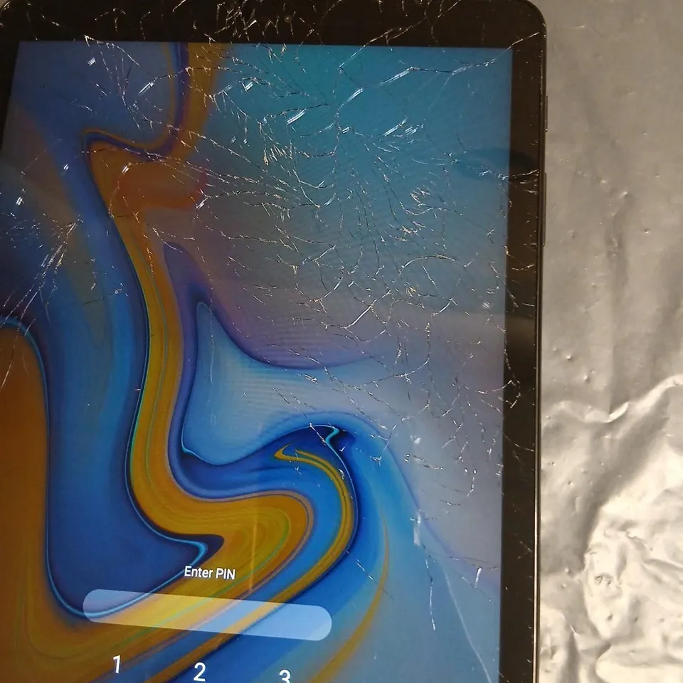 SAMSUNG GALAXY TAB SM-T595 TABLET – BLACK, FRONT GLASS CRACKED