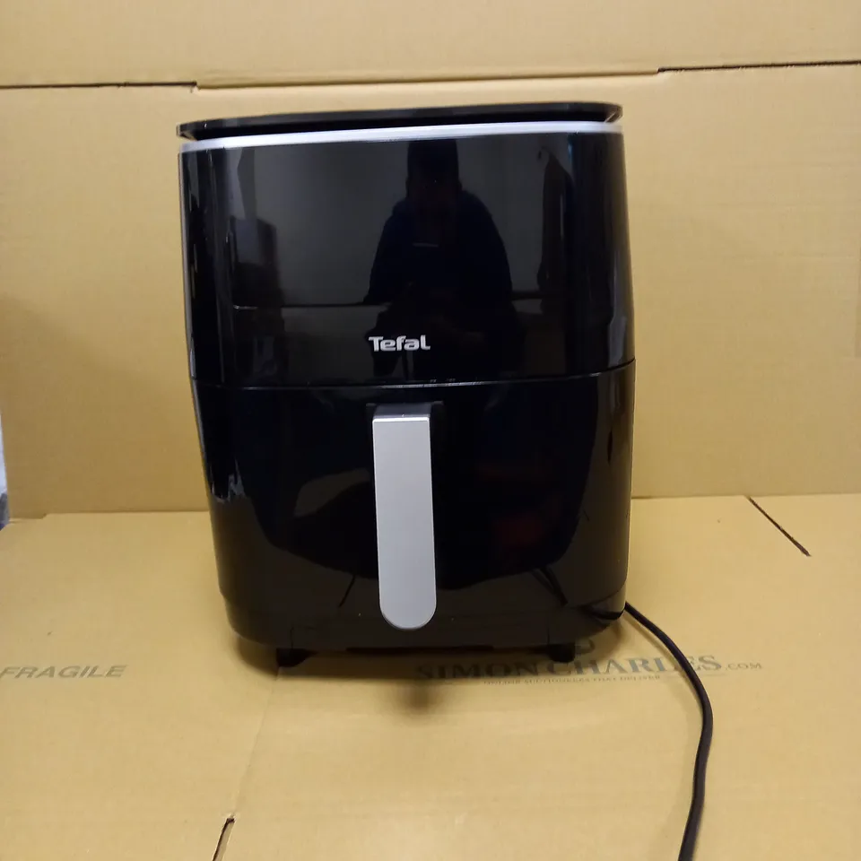 DELONGHI NESCAFÉ DOLCE GUSTO PICCOLO XS POD CAPSULE COFFEE MACHINE