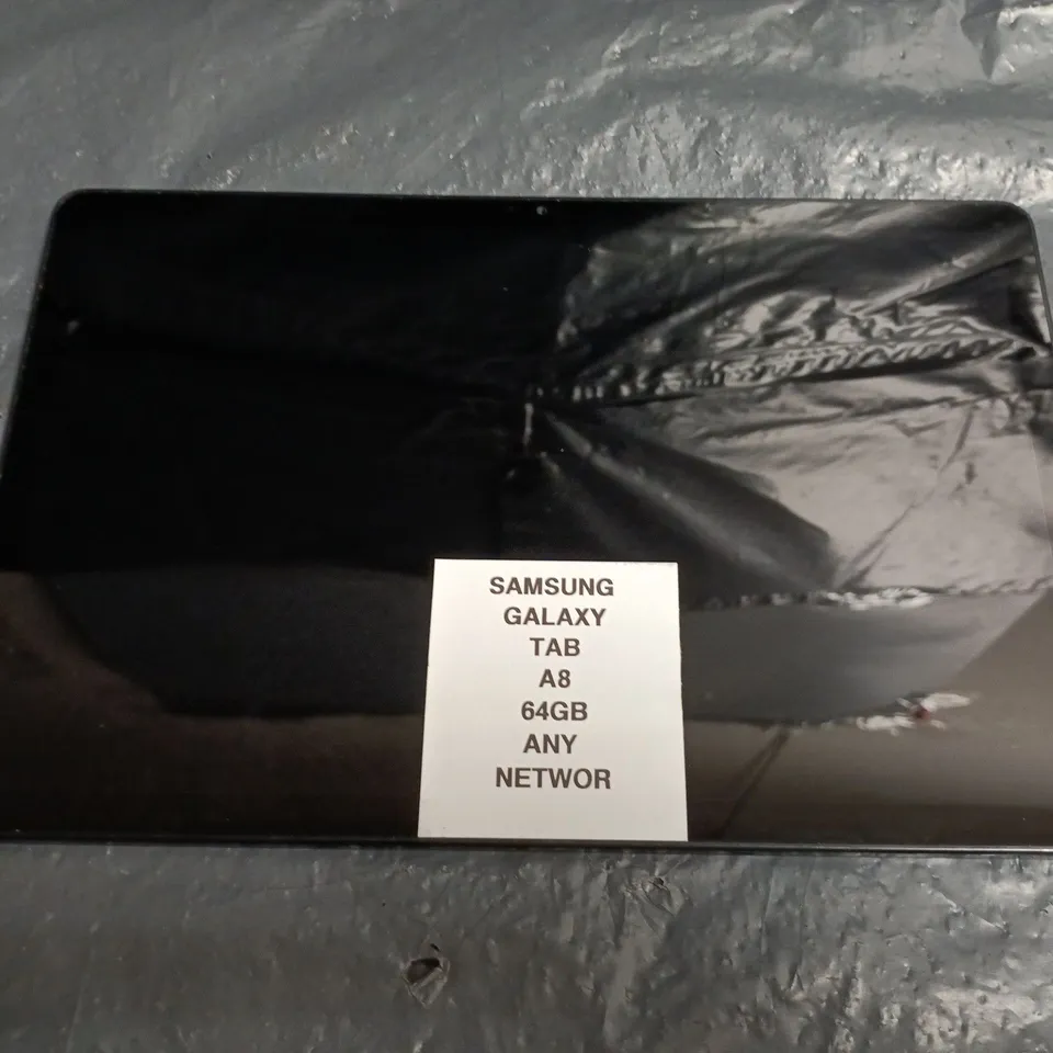 SAMSUNG GALAXY TAB A8