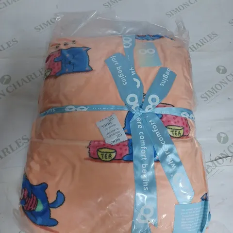 SEALED OODIE HOODED OVERSIZED BLANKET WITH CAT DESIGN