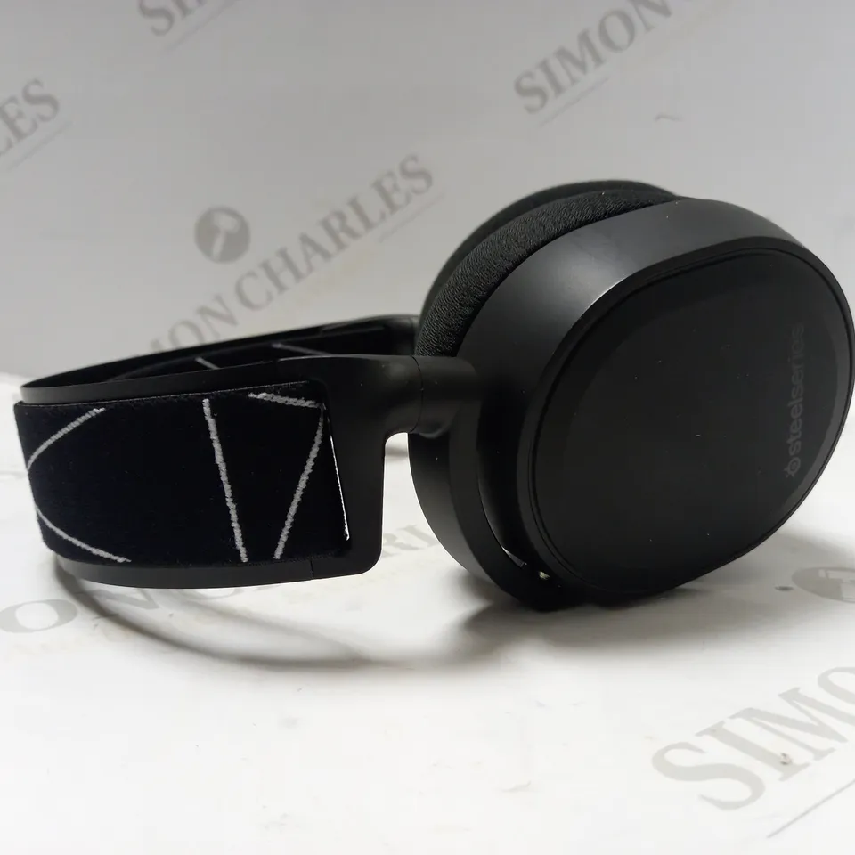 STEEL SERIES ARCTIS 9 WIRELESS GAMING HEADSET