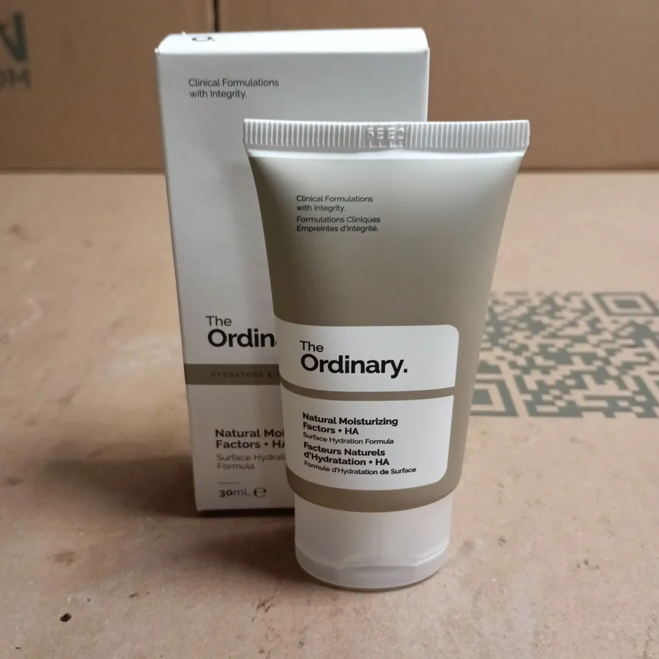THE ORDINARY NATURAL MOISTURIZING FACTORS + HA – 30ML