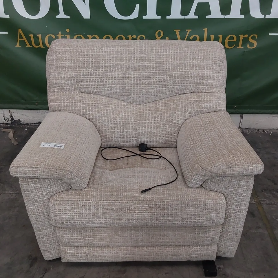 QUALITY BRITISH DESIGNER G PLAN STRATFORD POWER RECLINING EASY CHAIR WAFFLE CARAMEL FABRIC 