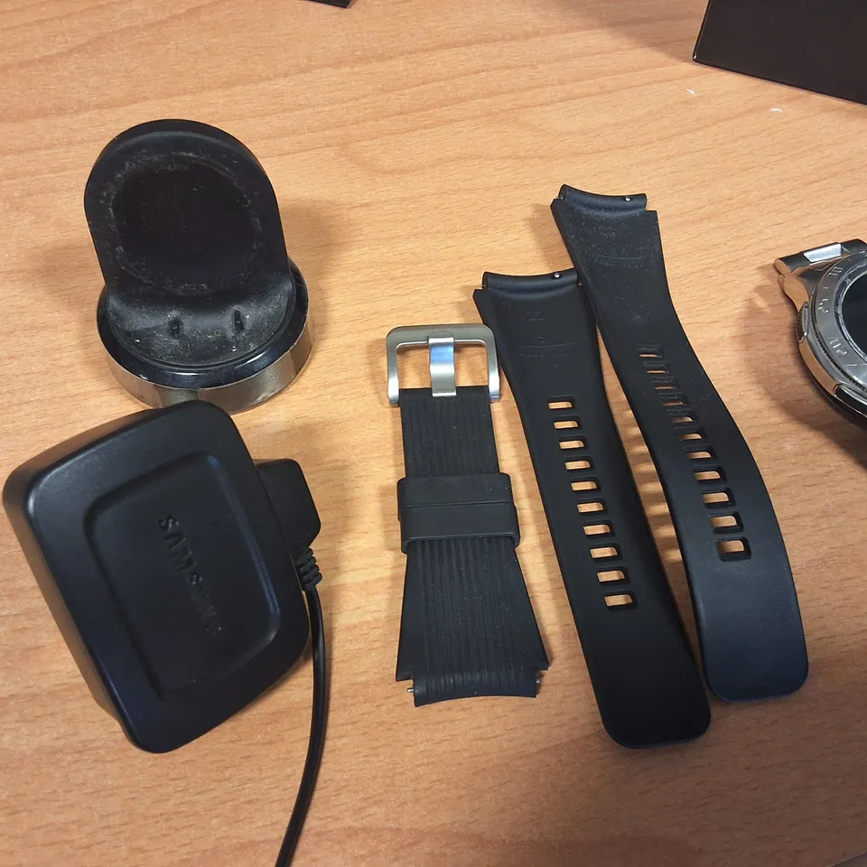 BOXED SAMSUNG GALAXY 46MM 309E SMART WATCH