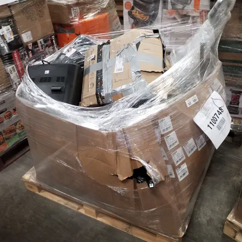 PALLET OF APPROXIMATELY 16 UNPROCESSED RAW RETURN HOUSEHOLD AND ELECTRICAL GOODS TO INCLUDE;