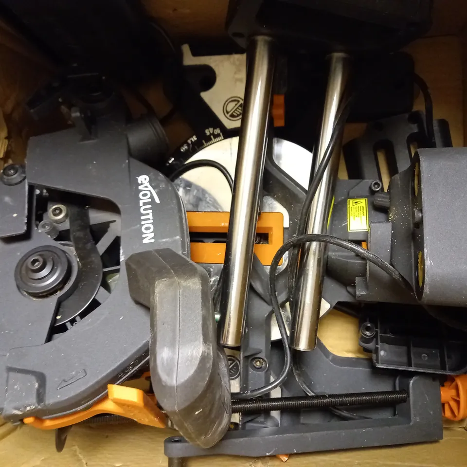 EVOLUTION 210MM TCT MULTI MATERIAL CUTTING SLIDING MITRE SAW