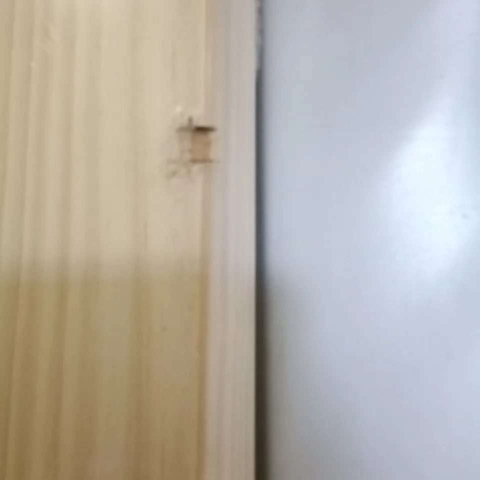 2040 X 826MM VERTICAL 2 PANEL CLEAR PINE GLAZED INTERNAL DOOR 