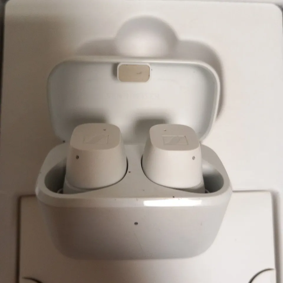 BOXED SENNHEISER CX TRUE WIRELESS IN EAR HEADPHONES 