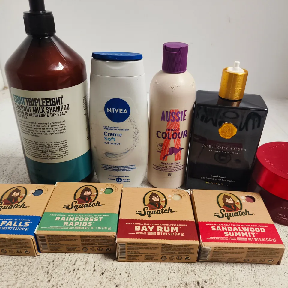 APPROX 12 ASSORTED BEAUTY PRODUCTS TO INCLUDE NIVEA SHOWER CARE, RITUALS... HAND WASH, DR SQUATCH SOAP, ETC