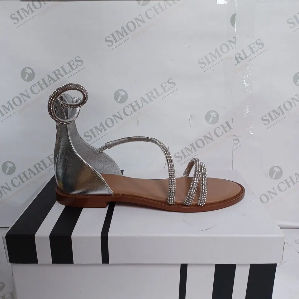 JOHN LEWIS NOELLE SILVER FLATS - SIZE 6