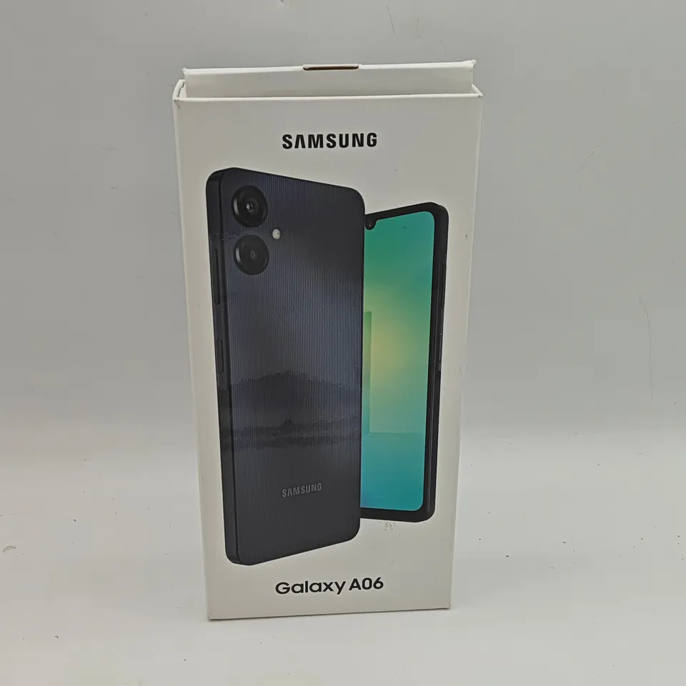 BOXED SAMSUNG GALAXY A06 4/64GB IN BLACK - SM-A065F
