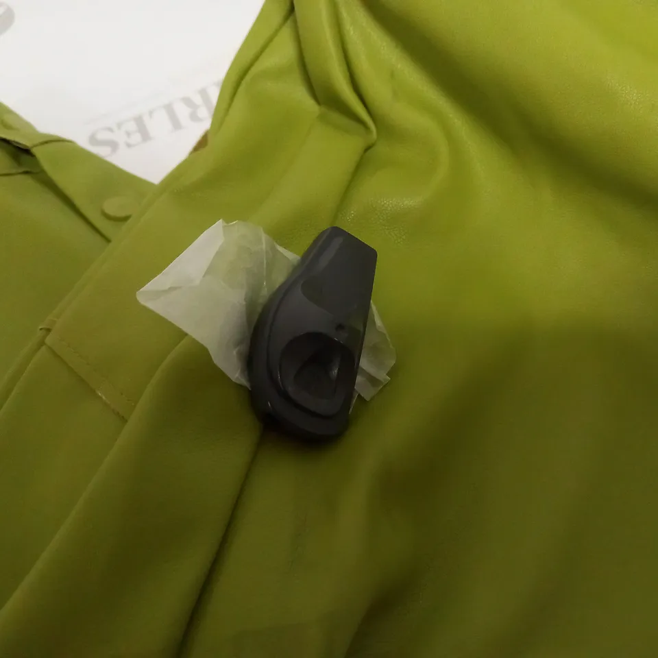 PULL&BEAR GREEN LEATHER EFFECT SHIRT - SIZE EU M