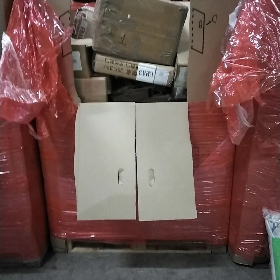 PALLET OF HOUSEHOLD ITEMS TO INCLUDE DINOSAUR WORLD NAP MAT, MOSQUITO NET, PREMIUM EXTERNAL FIT WIND DEFLECTORS, KAYMAN FOAM ROLLER AND OTHER ASSORTED ITEMS...